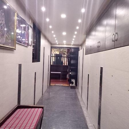 Hotel Sharda Mumbai  Buitenkant foto