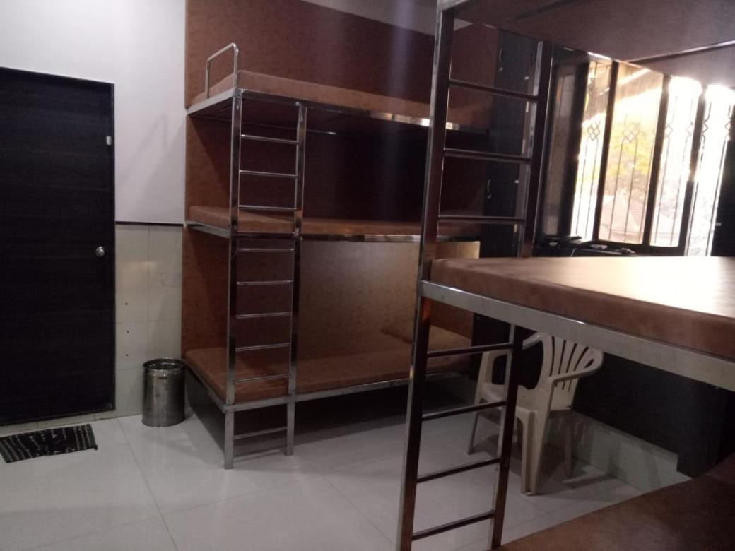 Hotel Sharda Mumbai  Buitenkant foto